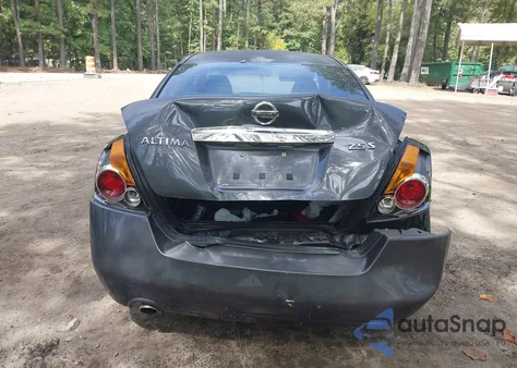 2010 Nissan Altima 2.5 S z USA, uszkodzony, nr VIN 1N4AL2AP1AN435087